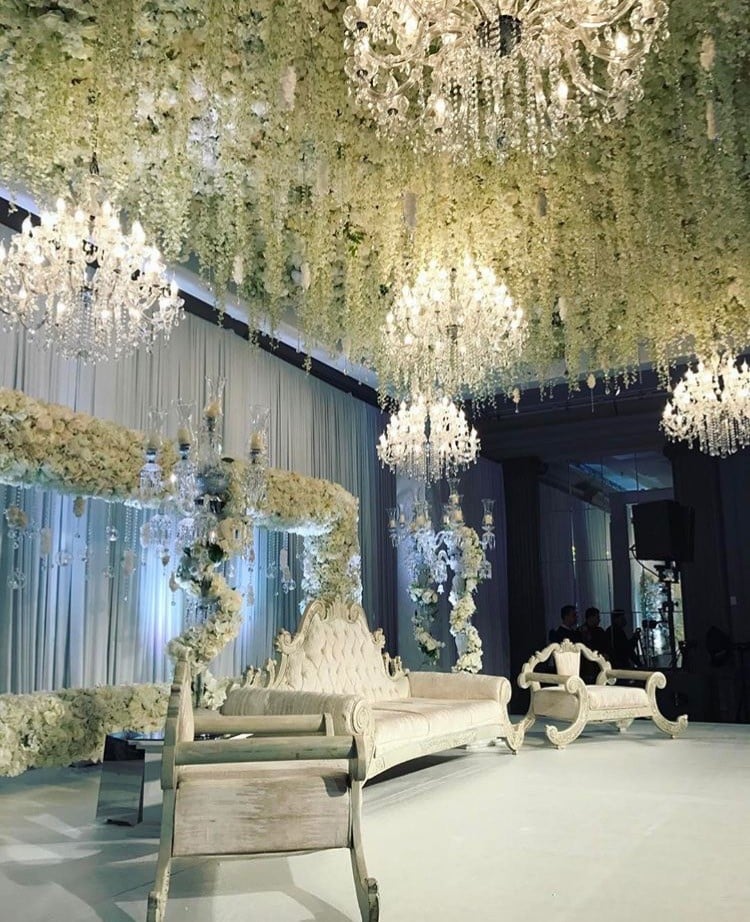 Chandelier Rental Wedding 2